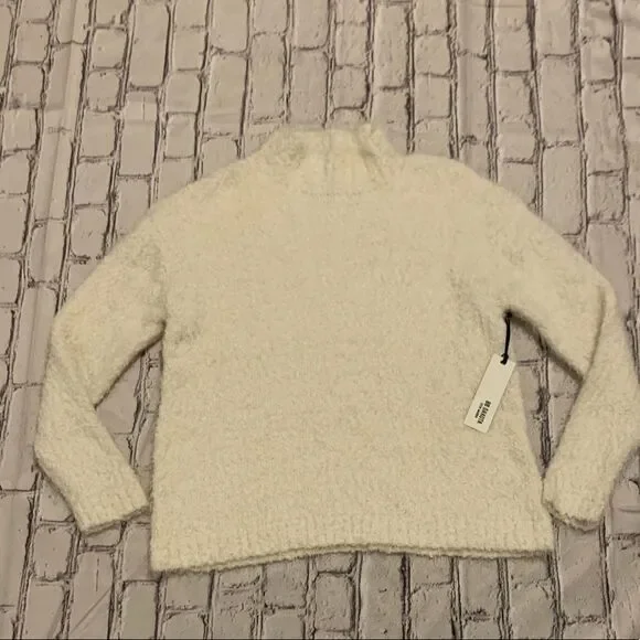 BB Dakota Cozy Crew Neck Ivory Sweater NWT - Picture 2 of 5